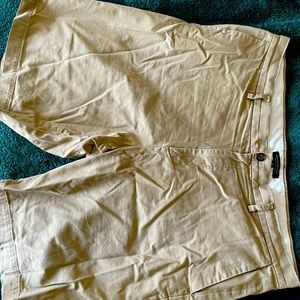 Banana Republic Emerson Shorts 40